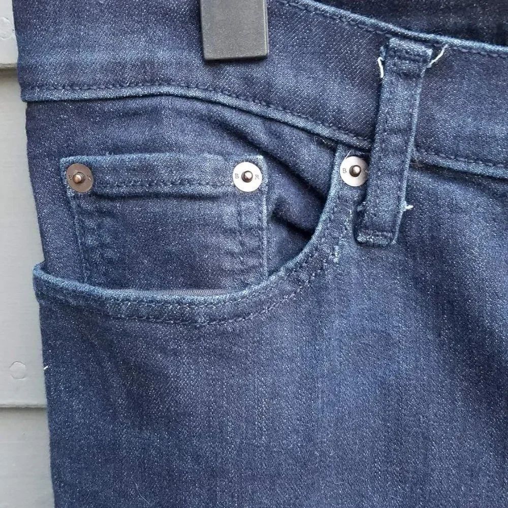 Banana Republic Dark Wash Skinny Jeans size 31/12 - Picture 6 of 8